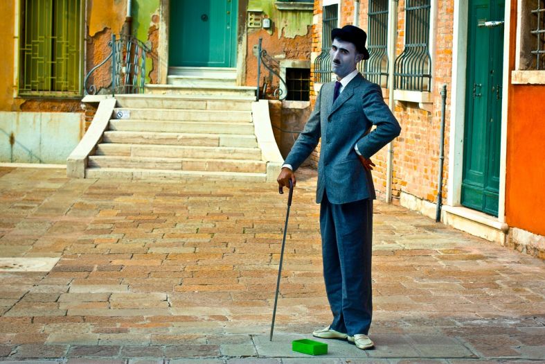 A different guide of Venice