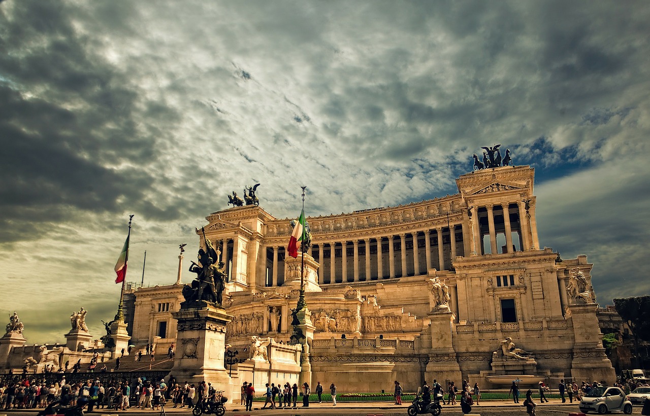 Famous cities through the eyes of locals: Rome