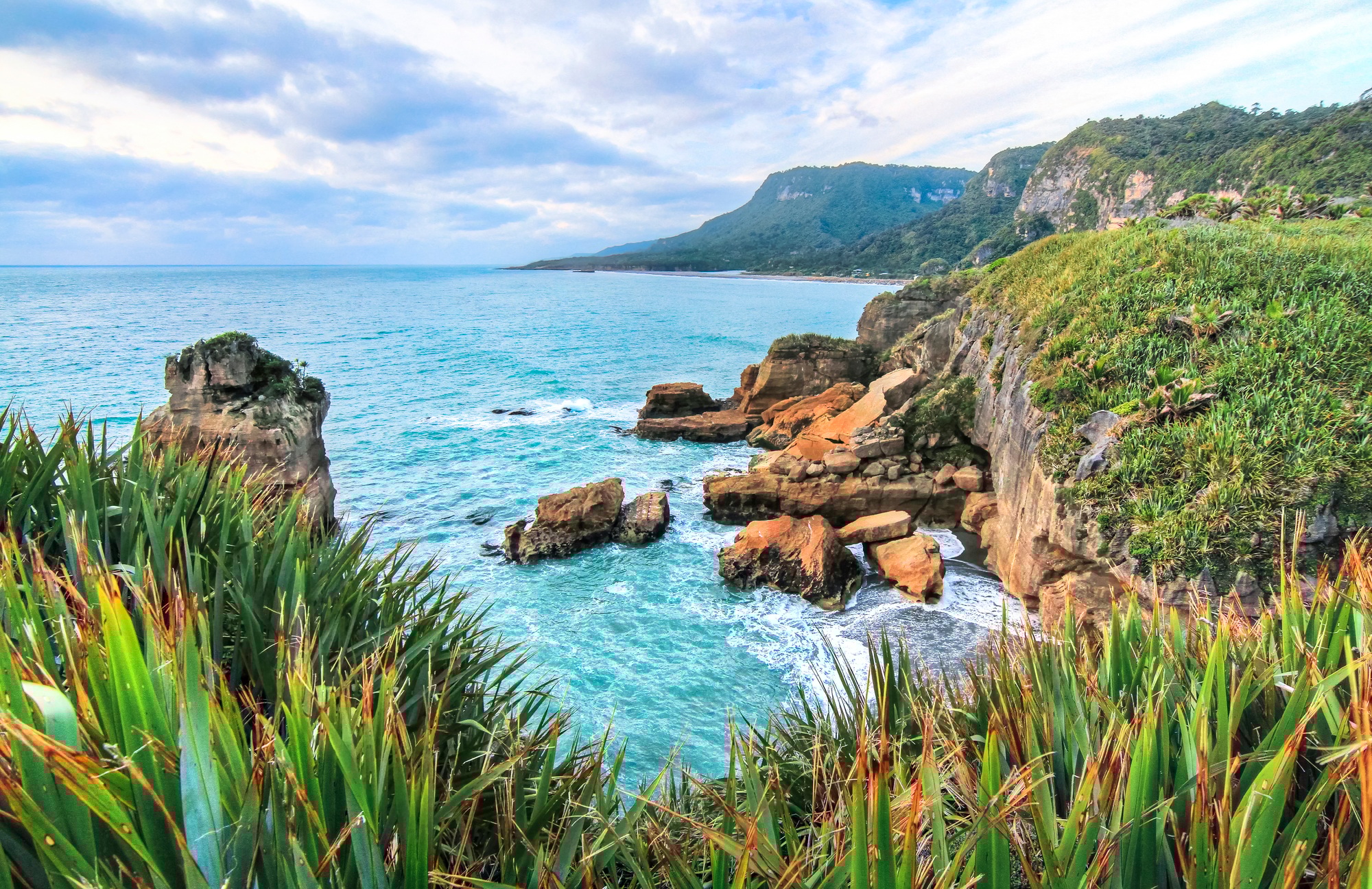 Best Hiking Trails in New Zealand’s South Island Best Hiking Trails in New Zealand’s South Island