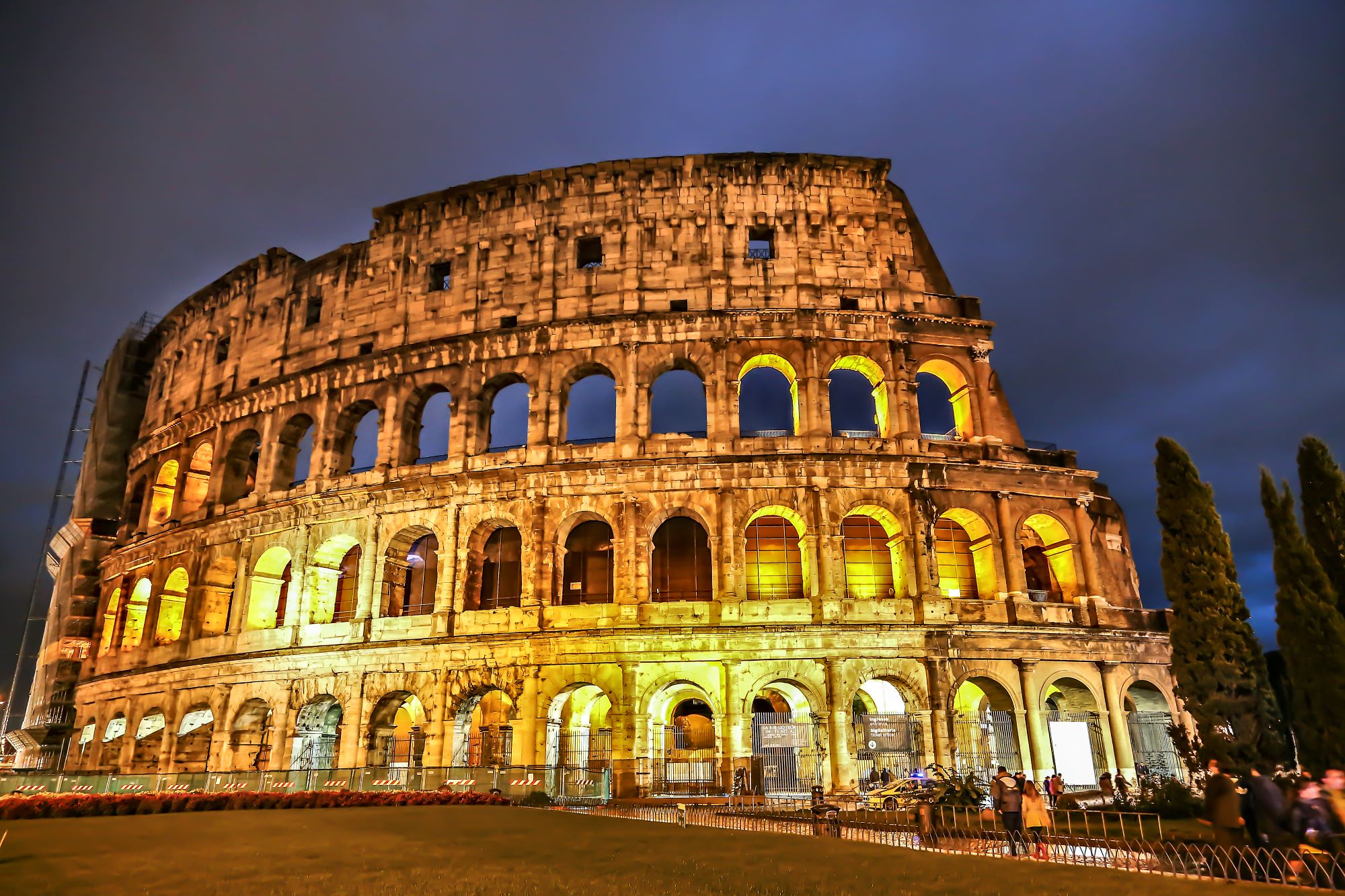 Rome’s Colosseum at Night for a Unique Experience